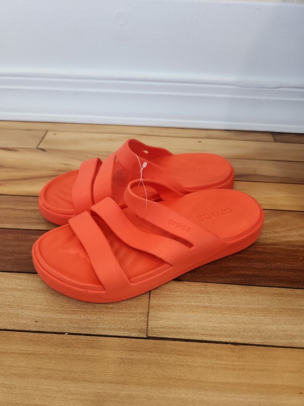 Crocs Comfort Orange Women’s Slide Sandals Slip On Lightweight Synthetic 6
